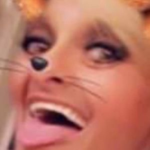 Meet your Posher, Telesa